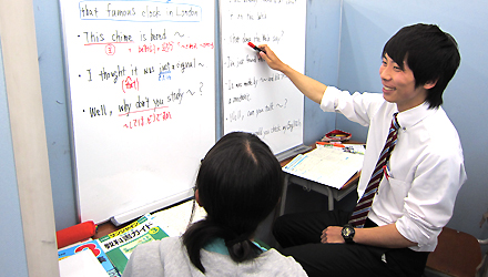 少人数・個別指導の長谷塾　選べる学習システム　個別指導クラス授業風景